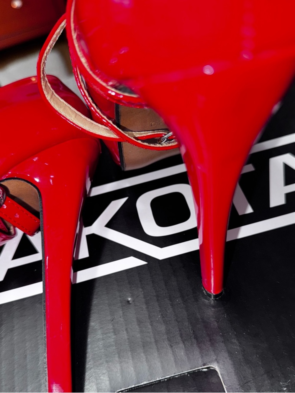Glossy Red Patent Mary Jane Platform Heels - Picture 3 of 5
